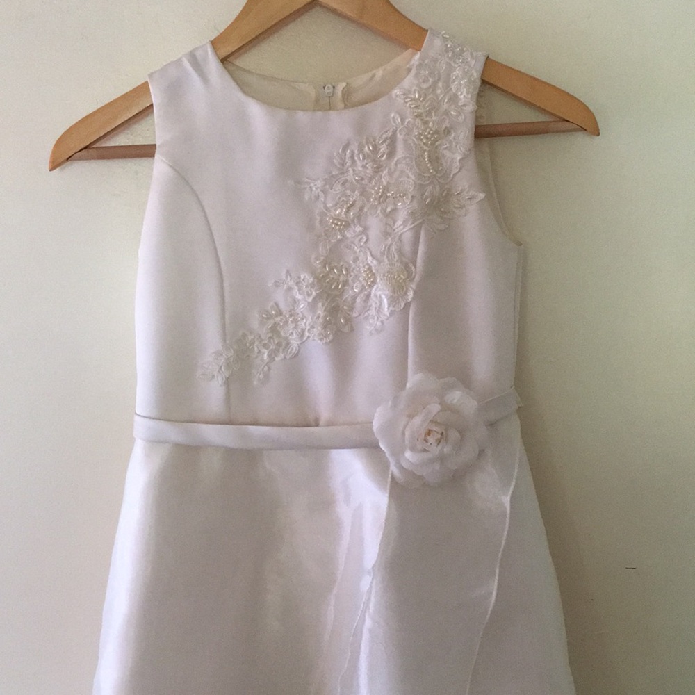 White formal short dress for girls